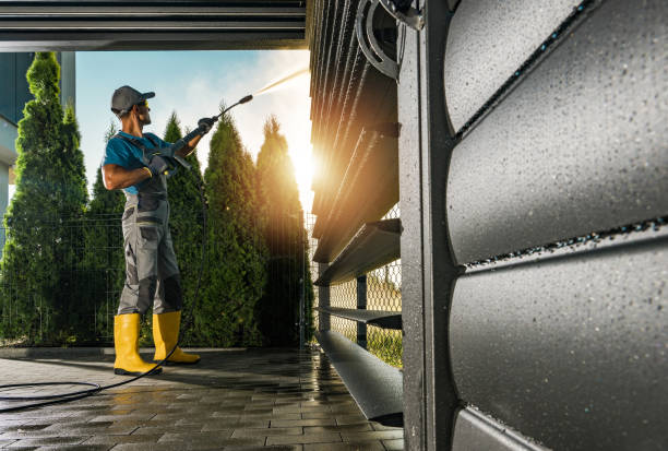 Best Graffiti Removal  in Rancho Laveras, CA